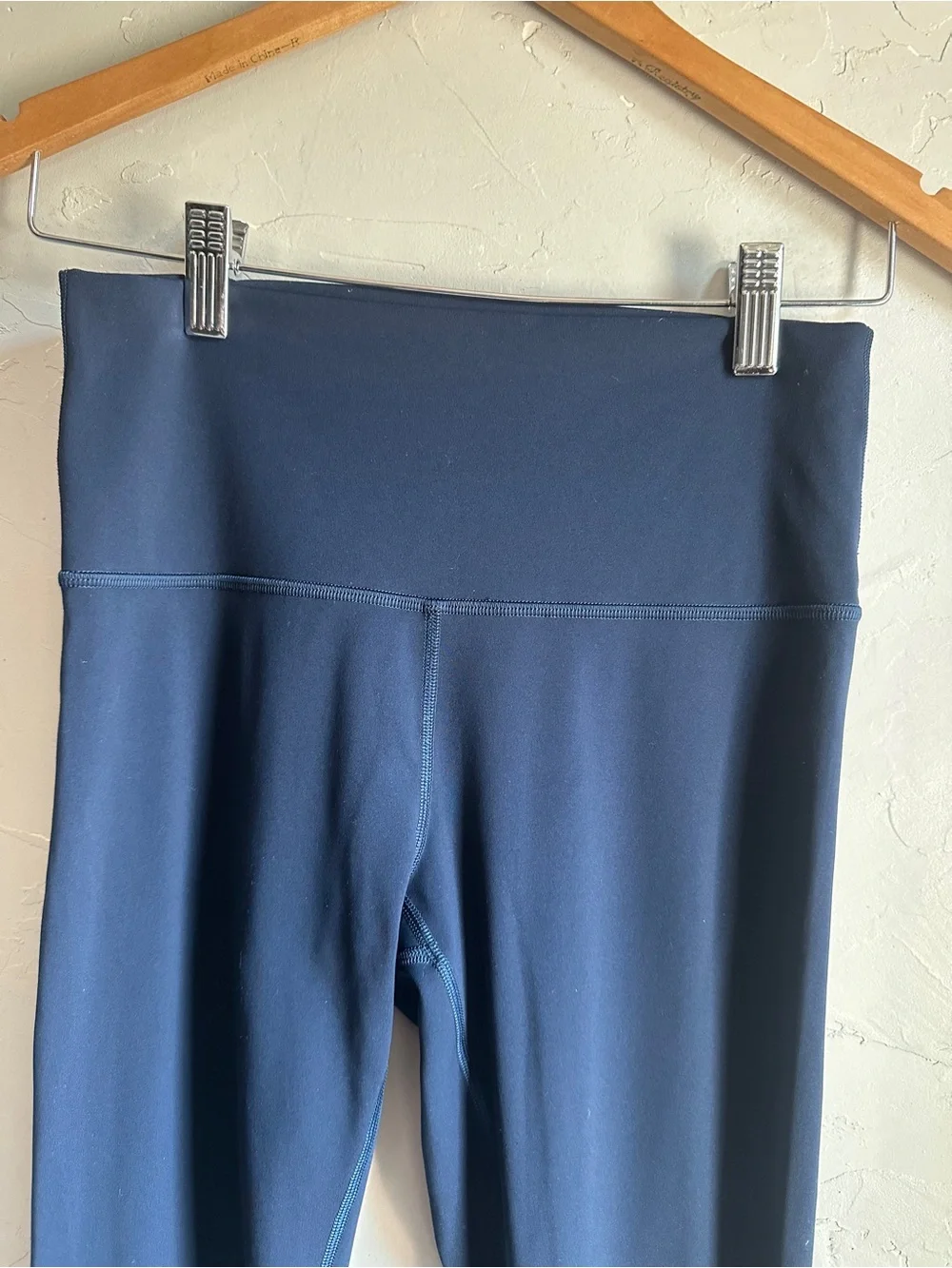 Lululemon Wunder Under Luxtreme Navy Yoga Pilates Athleisure Minimalist Sz 6